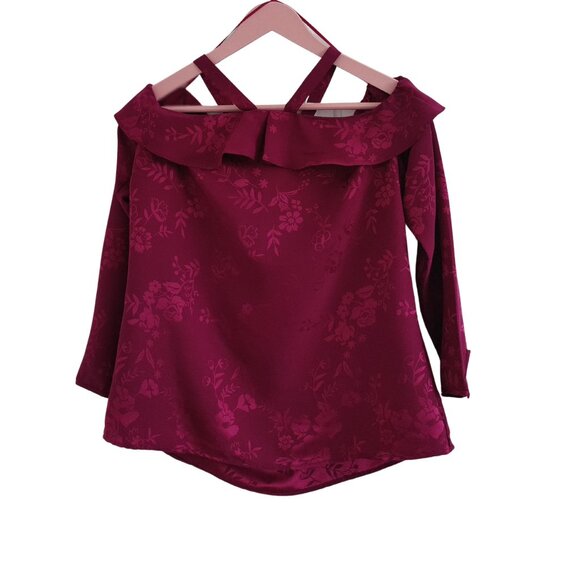 ✨GUESS Los Angeles Satin Off-Shoulder Floral Blouse – Wine Red – NWT – Size S - Picture 2 of 4